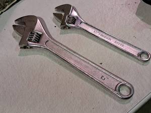 lot 395 image: Lot of (2) Adjustable Wrenches