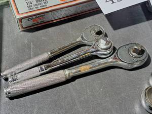 lot 440 image: Lot of (3) Ratchet Handles