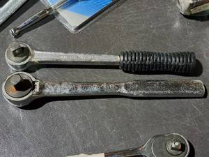 lot 442 image: Lot of (2) Ratchet Handles