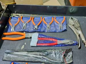 lot 430 image: Lot of (5) Hand Tools - 11 Long Nose Plier, Pliers, Pliers, 5-piece Plier Set, Locking Pliers
