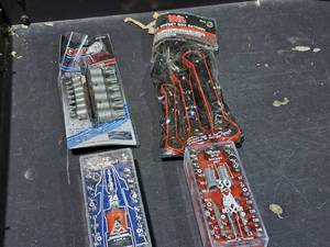lot 462 image: Lot of (4) Hand Tools - Patriot 24-pc Bit Set, Patriot Power Bits Socket Set, MIT 3-pc Offset Box Ratchet, GRIP 15-pc Star Bit Socket Set