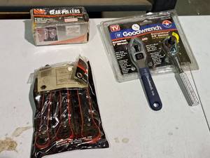 lot 466 image: Lot of (3) Hand Tools - MIT 3-Jaw Gear Puller Set, Goodwrench 2-pc Wrench Set, MIT 3-pc Offset Box Ratchet Set