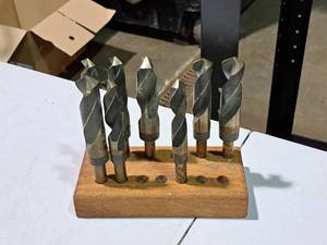 lot 477 image: Drill Bits 8-piece with Wood Bit Holder