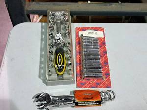 lot 494 image: Lot of (3) Hand Tools - Boxer 21-pc Ratchet Handle and SAE Socket Set, Bench Top 7-pc Combination Wrench Set Metric, 11-pc 14 Deep Socket Set HM1411D