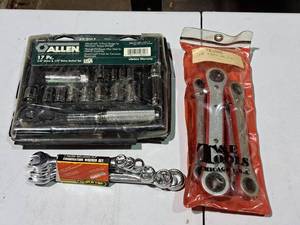 lot 498 image: Lot of (3) Hand Tools - Allen 17-pc 38 Socket Set, Bench Top 7-pc Combination Wrench Set, 5-pc Ratchet Box Wrench Set TE5555