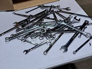 lot 503 image: Lot of (30) Assorted Wrenches