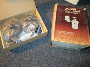 lot 15 image: Mason Jar Bath Accessory Lids, Stai...