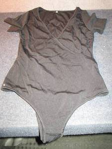 lot 17 image: Small Ladies Jumpsuit...
