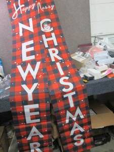 lot 74 image: 4- 2pks Holiday Porch Banners...