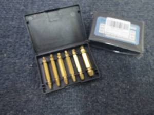 lot 76 image: 2- 6pks Bolt Extractors...