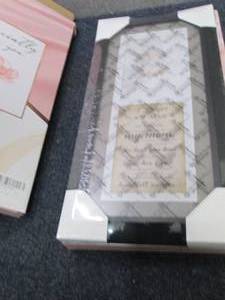 lot 113 image: A Prayer for Mom Photo Frame...