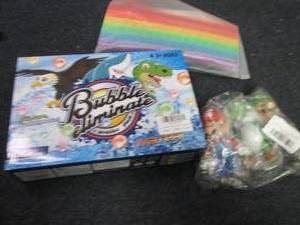 lot 123 image: Water Gun, Popit Toys, Mario Figure...