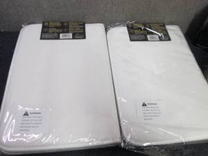lot 347 image: 2- BIGFOOT Memory Foam Bath Mat 17 ...