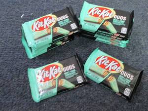 lot 397 image: 12- 1.5 oz KitKat Duos...