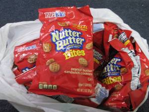 lot 414 image: 18-3 oz Bags Nutter Butter Bites...