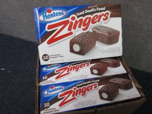 lot 433 image: 3- 12.7 oz 10pks Hostess Zingers be...