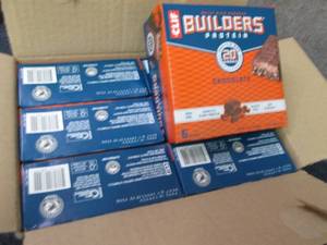 lot 471 image: Case of 6- 6pks Clif Builders Prote...