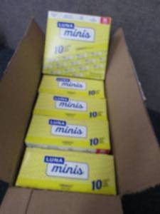 lot 489 image: 6- 10pks Luna Minis LemonZest...