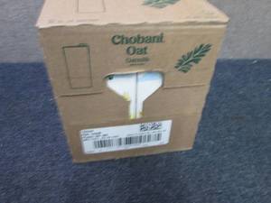 lot 491 image: 6-32 oz Chobani Oatmilk past date...