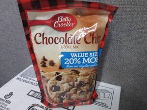 lot 499 image: 10-21 oz Pks Betty Crocker Chocolat...