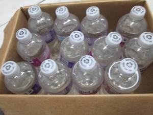 lot 521 image: 12- 24 oz Bottles Propel GrapeBerr...