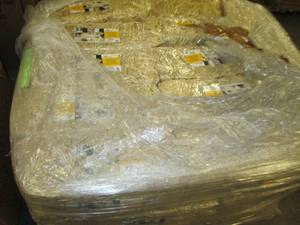 lot 78 image: pallet of 20 inch straw bales ...