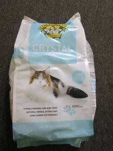 lot 183 image: 8lb bag of crystal the litter that ...