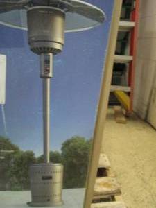 lot 226 image: patio heater open box ...