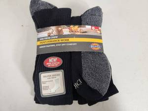 lot 9 image: New 6 Pack Dickies Performance Work Socks