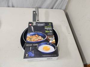 lot 54 image: New GraniteStone Diamond 2 Pack of Fry Pans