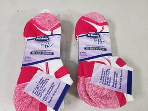 lot 101 image: 6 New Pair of Dr Scholls For Her Socks
