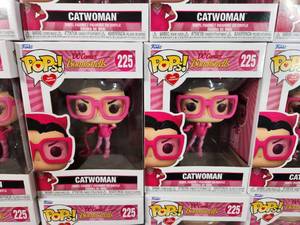 lot 116 image: Bulk Lot of DC Bombshells #225 Catwoman Funko Pops