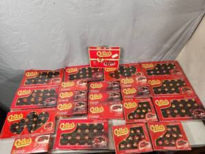 lot 119 image: Large Assortment of Chocolate Covered Cherries