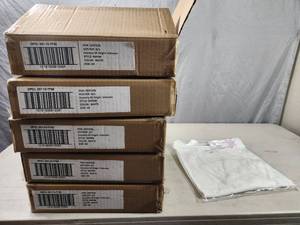 lot 190 image: 5 New Cases of Wild Fable Crop White Shirts