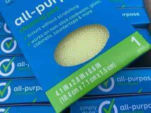 lot 124 image: All Purpose Cleaning Pads