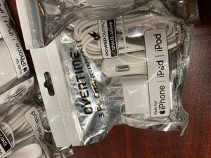 lot 46 image: Lightning Cable Charging Kits