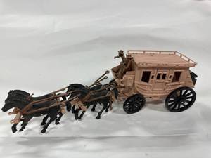 lot 5 image: Vintage Wagon Train Toy