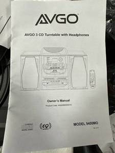 lot 18 image: New in Box AVGO 3DC Turntable with Headphones