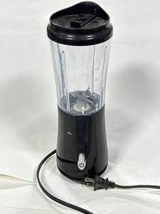 lot 21 image: Hamilton Beach Drink Smoothie Mixer