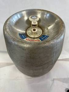 lot 63 image: Vintage Hamms 2  Gallon Aluminum Keg