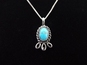 .925 Sterling Silver Fox Turquoise Cabochon Pendant Necklace