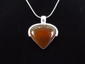 .925 Sterling Silver Amber Glass Cabochon Pendant Necklace