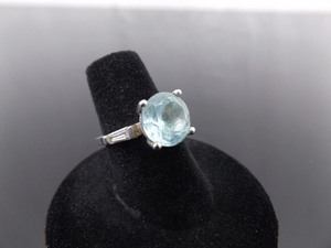 .925 Sterling Silver Topaz Crystal Ring Size 6.25
