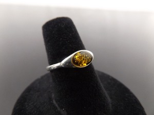 .925 Sterling Silver Yellow Amber Cabochon Ring Size 6.25