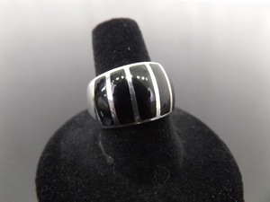 .925 Sterling Silver Inlayed Black Onyx Ring Size 8.5