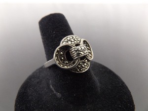 .925 Sterling Silver Art Nouveau Brushed Bow Ring Size 7.5