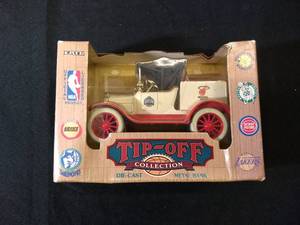 lot 40 image: NBA Basketball Tip-Off (1994) Ertl Die-Cast Metal Bank Toy Car