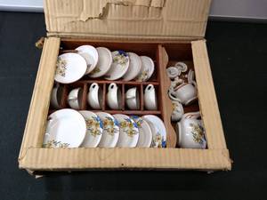 lot 42 image: Childrens Mini Porcelain Tea Set Miniature Flower Play Tea Set Made in Japan Childs Tea Set