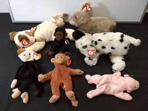 lot 49 image: Huge Assortment of TY Beanie Babies