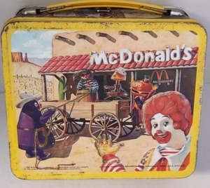 lot 19 image: Vintage Ronald McDonald Tin Lunch Box